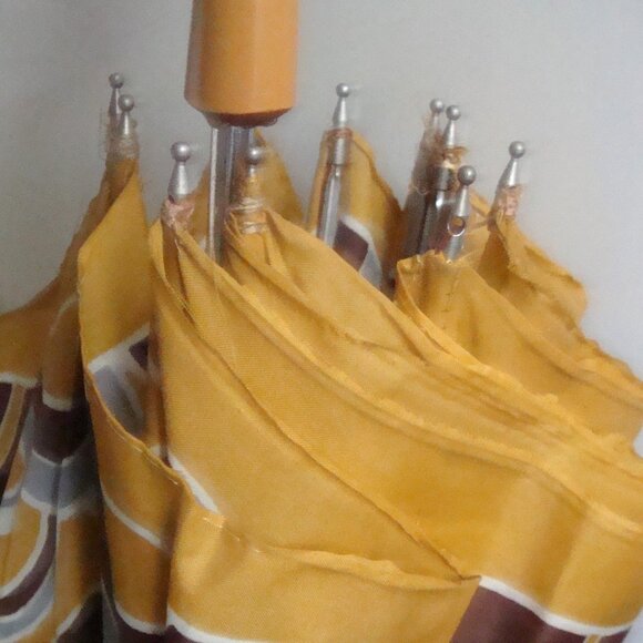 Vintage 60s Geometric Print Umbrella Unique Handle - Picture 7 of 14